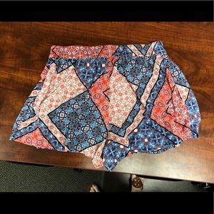 Jessica Simpson size Medium shorts